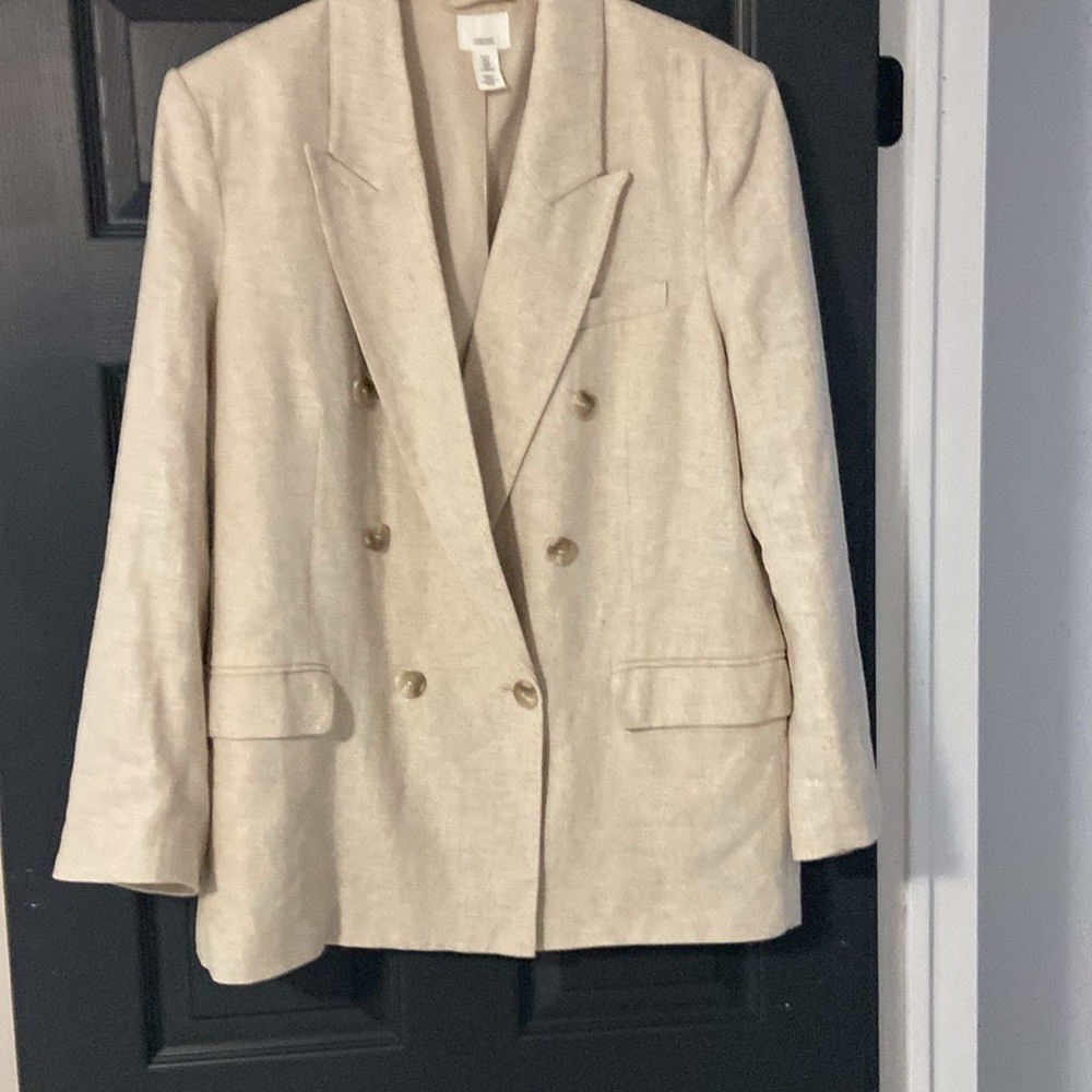 Cream Linen Double-Breasted Blazer